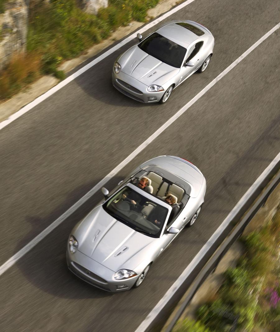  Jaguar XKR Convertible 2007 года  (фото 5 из 52)